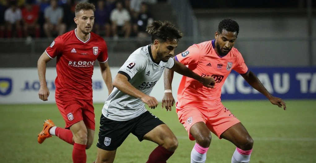 Đình Bắc, cơn đau quá tải và cái bẫy mang tên 'kịp Asian Cup'