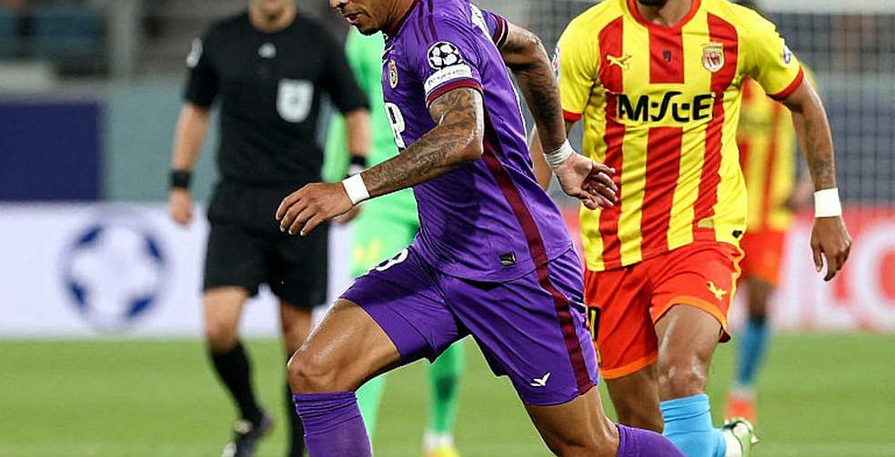 Đọc lại VAR ở V.League 1: ba quyết định, một điều luật và khoảng cách văn hóa trọng tài