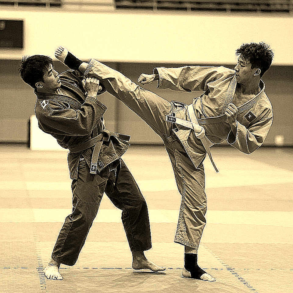Asiad 20: HCĐ Teqball và HCĐ Karate — hai nguồn gốc, hai rủi ro hệ thống